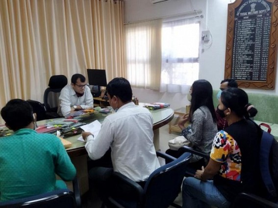 SFI, TSU placed deputation to Tribal Welfare Dept Director with Stipend related issues SFI, TSU placed deputation to Tribal Welfare Dept Director with Stipend related issues